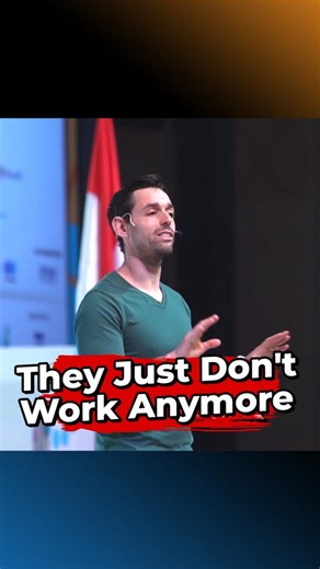 Many employee engagement programs focus on superficial perks and rewards rather than addressing the root causes of disengagement. While these programs may provide a temporary boost, they often fail to have a lasting impact. #futureofwork #leadership #employeeengagement | Jacob Morgan