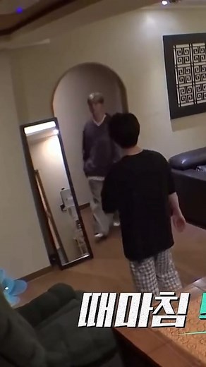 Hilarious Baekhyun and Kyungsoo Moment | EXO Ladder Season 4