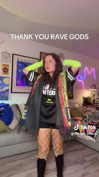 Comfy Rave Outfit for Festival Vibes