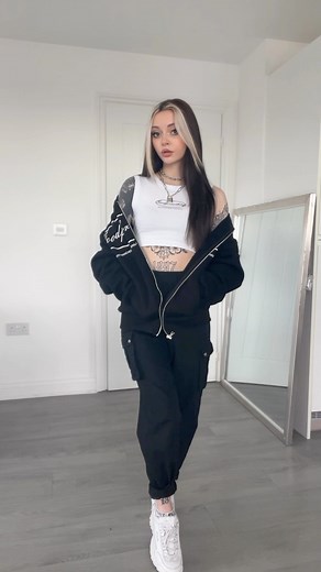 Jade Samantha on Instagram: "⛓️ GFN ⛓️ . . . . . . #goodfornothing #goodfornothingclothing #altgirl #altfashion #alternativefashion #alternativegirl #girlswithtattoos #tattooedgirls #splithair #blondebangs #grunge #grungeaesthetic #invisions #prettylittlething #fila #metalgirl #grwm"
