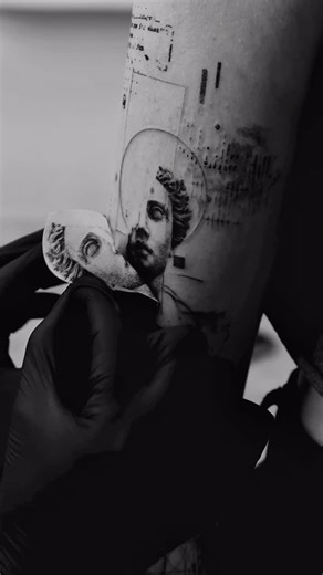 Anastasia Martynova | [ SIA ] art universe on Instagram: "Aphrodite (greek mythology) | Venus (roman mythology) Goddess of love, beauty, prosperity, pleasure and sexuality"