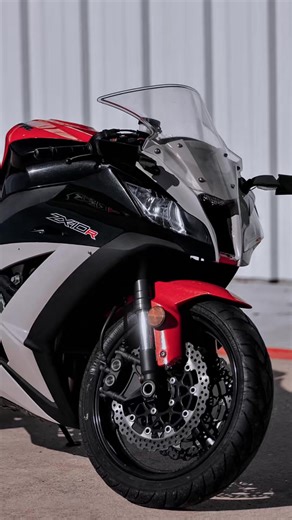 1.4K views · 31 reactions | 2012 Kawasaki Ninja ZX-10R ABS — built for precision, power, and pure adrenaline. Sharp handling, aggressive styling, and track-ready performance in every rev. If you love superbikes, this one speaks for itself. #KawasakiZX10R #ZX10R #KawasakiNinja #SuperbikeLife #NinjaNation #SportbikeAddict #MotorcycleLifestyle #RideTexas #BikeForSale #FullThrottleDallas #MotoLove #BikeVideo #SportbikeCulture | Full Throttle - Suzuki Dallas | Facebook