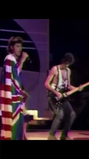 The Rolling Stones performing live I Can't Get No Satisfaction during the Hampton live concert 1981!