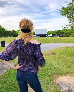 415K views · 9.1K reactions | Keith Urban just had to play!! Isolating with live music at last night’s first #UrbanUnderground drive-in gig for the incredible #frontline workers at Vanderbilt Health ❤️ xx | Nicole Kidman | Facebook