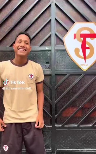 IEP SAN FRANCISCO DE ASIS DEL RIMAC ☺️😉 Orgullo Franciscano... Próximamente en la profesional #futbol #tendencia #AdrianValiente NUESTRA ENSEÑANZA, NUESTRA MEJOR GARANTÍA ♥️😉☺️