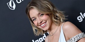 Sydney Sweeney Wore a Barely-There Bandana Bra and Skirt in Sexy Mirror Pics
