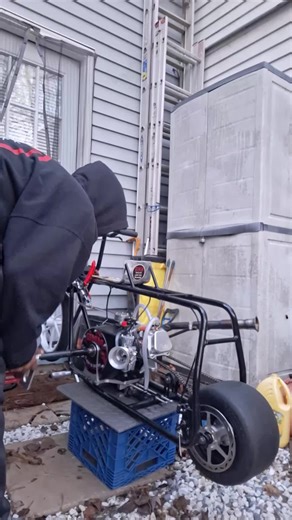 first start up 🫡 she phat got some tunning to do @mmbatxdivision #minibikedragracing #minibikracing #fyp #dynocams #nrracing