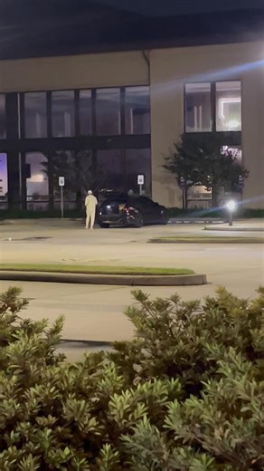 1.7M views · 5.7K reactions | #BREAKINGNEWS Brain Kelly has left the building at 5AM Monday morning! He spent about 15-20 minutes inside the Football Operations Building. He walked in and out putting boxes into his car | Mia Monet | Facebook