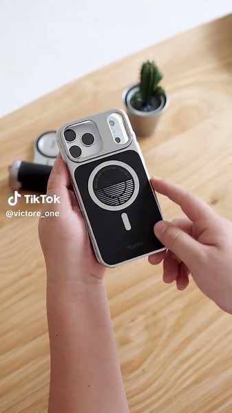 Setting Up My New iPhone 17 with Accessories