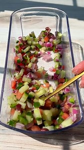 Cottage Cheese Salad 🍅 https://themodernnonna.com/cottage-cheese-salad/ 👇🏼Comment “recipe” I’ll send it straight to your inbox! 📩 #recipes | The Modern Nonna