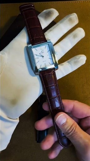 The Easiest Strap Swap You'll Ever See #watchmods #tutorial