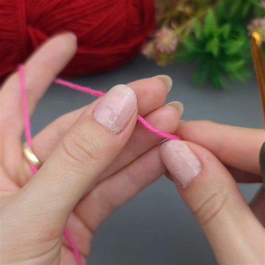 18K views · 205 reactions | Pretty pink with red edges tiny flower tutorial  | Aslı ile El Sanatları | Facebook