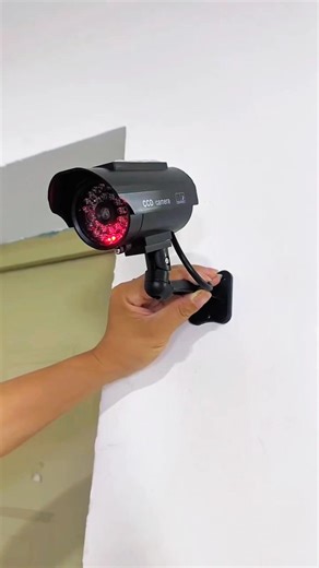 Fake CCTV Camera for Home Security 🔥#FakeCCTV #HomeSecurity #SolarCamera #SecurityGadget #shorts