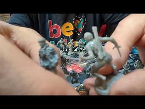 Miniatures compared with This War of Mine