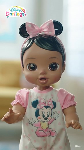 Disney Darlings bring Disney magic to life with every touch! Wave the magic wand to wake them, feed them with the Magic Pixie Dust Bottle, and rock them to sleep with a dreamy Disney lullaby. | Jakkspacific.toys