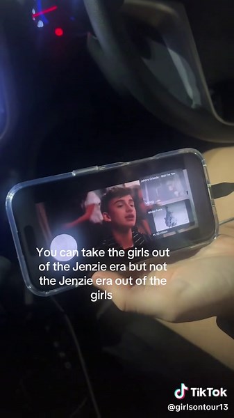 Kenzie's Appeal for Johnny Orlando Tour in Australia