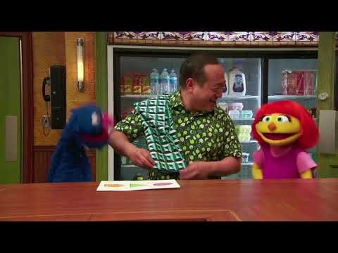 Sesame Street - Shape Hunt-clip3