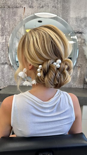 226K views · 12K reactions | 10 stunning hairstyles on a single...