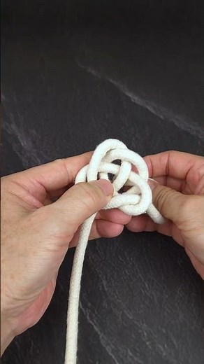 Learn How to Tie a Diamond Knot