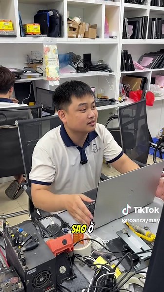 Laptop Bị Mất Tiếng Nhưng Không Phải Do Loa Hỏng #toantaymay #suachualaptop #laptop #computer #fyp