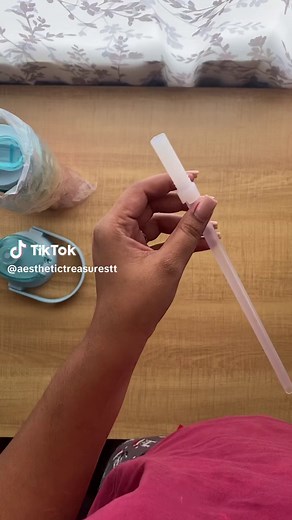 How to Assemble a Straw in Your Water Bottle