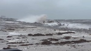 Wild weather hitting Robe as rain bomb pummels Adelaide