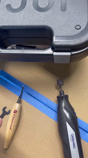 Aside from custom painting Cerakote, I’m also learning polymer stippling. Practicing on a Sig magazine extension. Came out mid, I need to keep working. #polymerstippling #cerakote