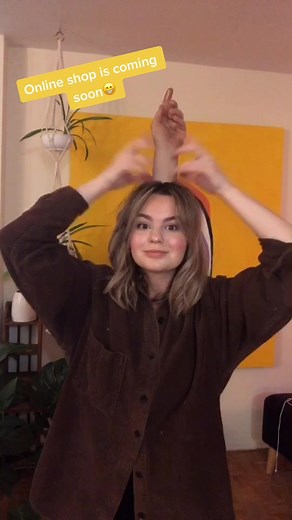 Online shop coming soon! In collaboration with other artist friends!#moulding #hand #hyperrealism #realism #sculpture #body #bodyparts #silicone #art