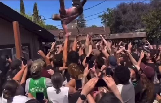 Rowdy Alternative on Instagram: "Sometimes you gotta get your DMB out #davematthewsband #antsmarching"