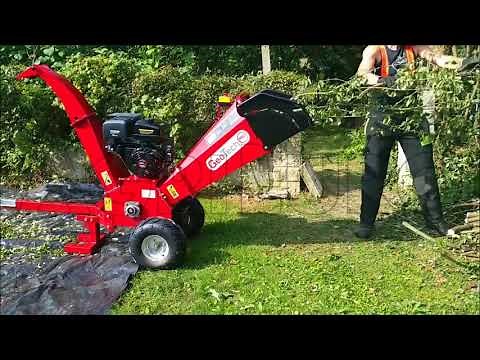 Come fare il cippato con il biotrituratore a scoppio professionale GeoTech PCS155LE