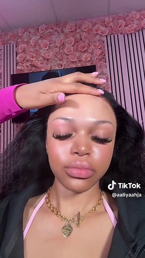 Pizazz hair has always been a wig brand that never disappoints me. The quality of their wigs is truly reliable. 😍😍😍 @pizazzhairshop_us @Pizazz Hair Shop Stylist : @HOUSTON LUXURY WIG STORE