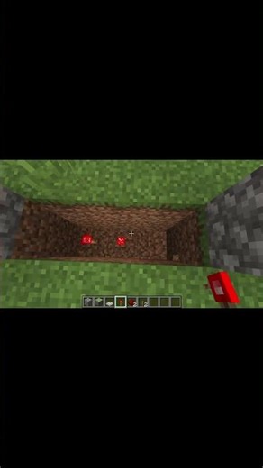 This Secret #minecraft Door Is INSANE 😱 | Redstone Tutorial #minecraftshorts #gamingshorts