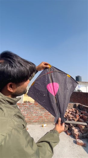 Patang me bahut saare ched 😮🪁 #youtubeshorts #trending #shorts #kites #kite #patang #video #viral