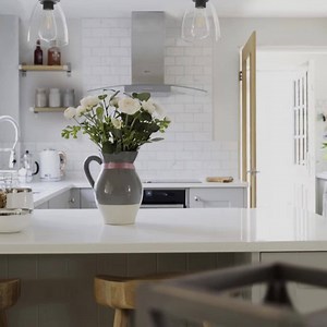 16 reactions | Discover bright and bold looks to refresh your kitchen this Spring. | Wren Kitchens | Facebook