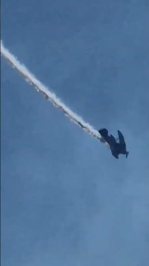 The Pitts Special: An Airplane That Defies Physics