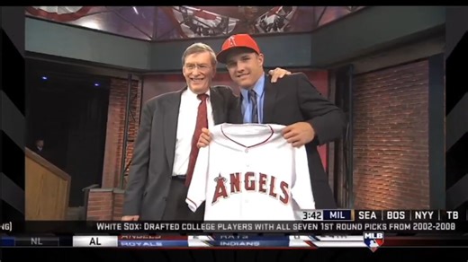 When a young Mike Trout was drafted in Studio 42 in 2009 ↩️ | MLB Network