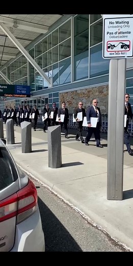 Glitches in real life #glitches #glitch #glitchesinthematrix #glitch #matrixglitch #glitchinthematrix #mystery #mysterious #misterio #fallasenlarealidad #flaws #glitchescaughtoncamera #glitchesoflife #glitching #glitchingloop #loop #infinity #infiniteglitch #fallasenlarealidad #lamatrix #fallasenlamatrix #matrix #paralleldimension #CapCut