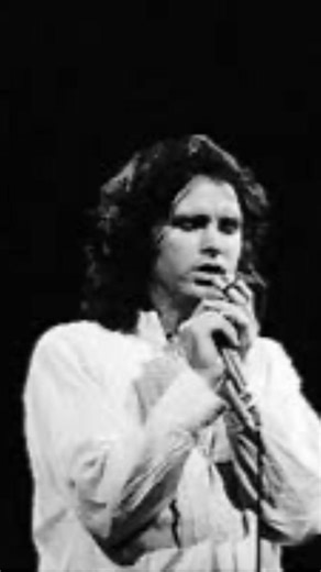 Madison Square Garden New York 24/01/1969 The Doors play one performance at 8:30 p.m. to a sell-out crowd of over 20,000! Also Performing - The Staple Singers Setlist • Touch Me • The Soft Parade • Tell All The People • Love Me Two Times • Who Scared You • Spanish Caravan • Wild Child • Light My Fire "Anybody Got A Cigarette?" • Back Door Man -Woman Is A Devil • Five To One (Band Introductions) • Forget This Is The Square Garden (Dialogue) • Adolf Hitler (Poem) • When The Music's Over "This whol