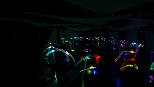 2.7K views · 61 reactions | T'as manqué le Yoga Glow Stick? C'tais juste MAAAAAAGIIIIQUE朗⭐️ | KD Yoga | Facebook