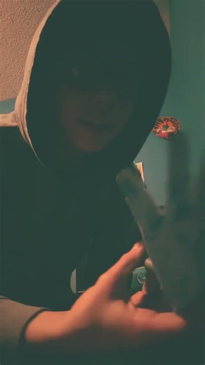 How to make poppy playtime grab pack ￼#tutorial #poppyplaytime #grabpack