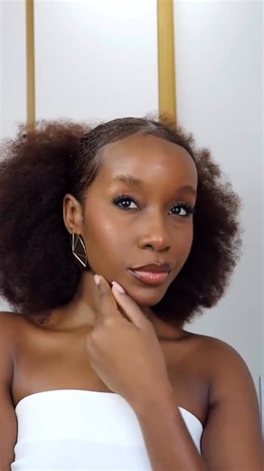 Lillys Hair Extensions on Instagram: "Afro drawstring ponytail available 📍 Sasa mall,shop a4, 1st floor, Moi Avenue For installation head over to @lillyshairandbeautyparlour 📍Hh towers, 11th floor 📍 Adlife plaza, 2nd floor Customer Care Line ☎️ Text/Call/WhatsApp 0717 063 128/0740 098 449/0726 529 233 We deliver countrywide"