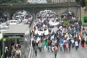Campesinos marchan para exigir reformas en el país