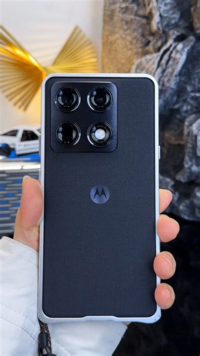 Motorola X70 Air Pro minimalist design phone case! This solves both feel & heat dissipation issues.