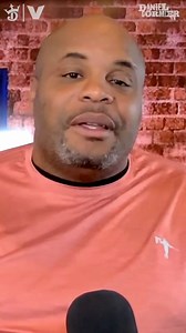 697K views · 4.8K reactions | On today’s video I get into the Jake Paul vs Mike Perry fight , we get into the fight and the problems that Mike causes for Jake. I believe Perry wins. Also why is he so good at bare knuckle? I get into that too. Don’t miss it live at 5pm eastern/ 2pm pacific youtu.be/hABSctMQZ_w | Daniel Cormier | Facebook