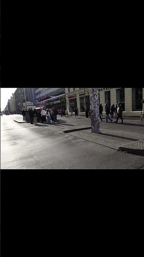 Checkpoint Charlie – Der berühmteste Grenzübergang Berlins