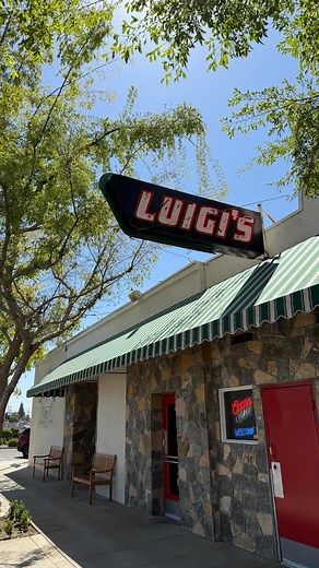 Welcome to Luigi’s 👋 Where everyday feels like a new story unfolding, one that’s been told for 115 years ❤️📖🍝 We hope you come be apart of that story & come see us for lunch! Where Friends Meet Since 1910 🤌 • #luigisbakersfield #luigis #italianrestaurant #bakersfield #bakersfieldrestaurant #restaurant #italiandeli #italianfood #familybusiness #familyrestaurant | Luigi's Restaurant and Delicatessen