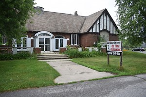 South Gleason Golf Course, Gilroy Field sold for $9 million; Gary City Council members voice concern