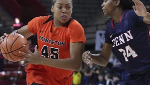 Chicago Sky add forward Leslie Robinson to training-camp roster