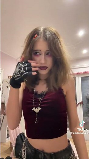 ‪@alma.palma.xd.‬ pomalowaliśmy się za alternatywki xddd