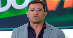 Pergunta sobre cantora famosa faz Bocardi travar no 'Show do Milhão' e abandonar prêmio de R$ 60 mil